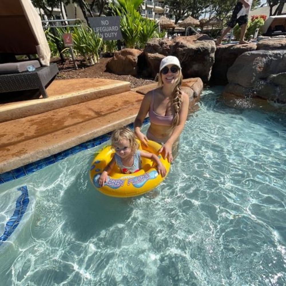 Meet your Posher, Melanie